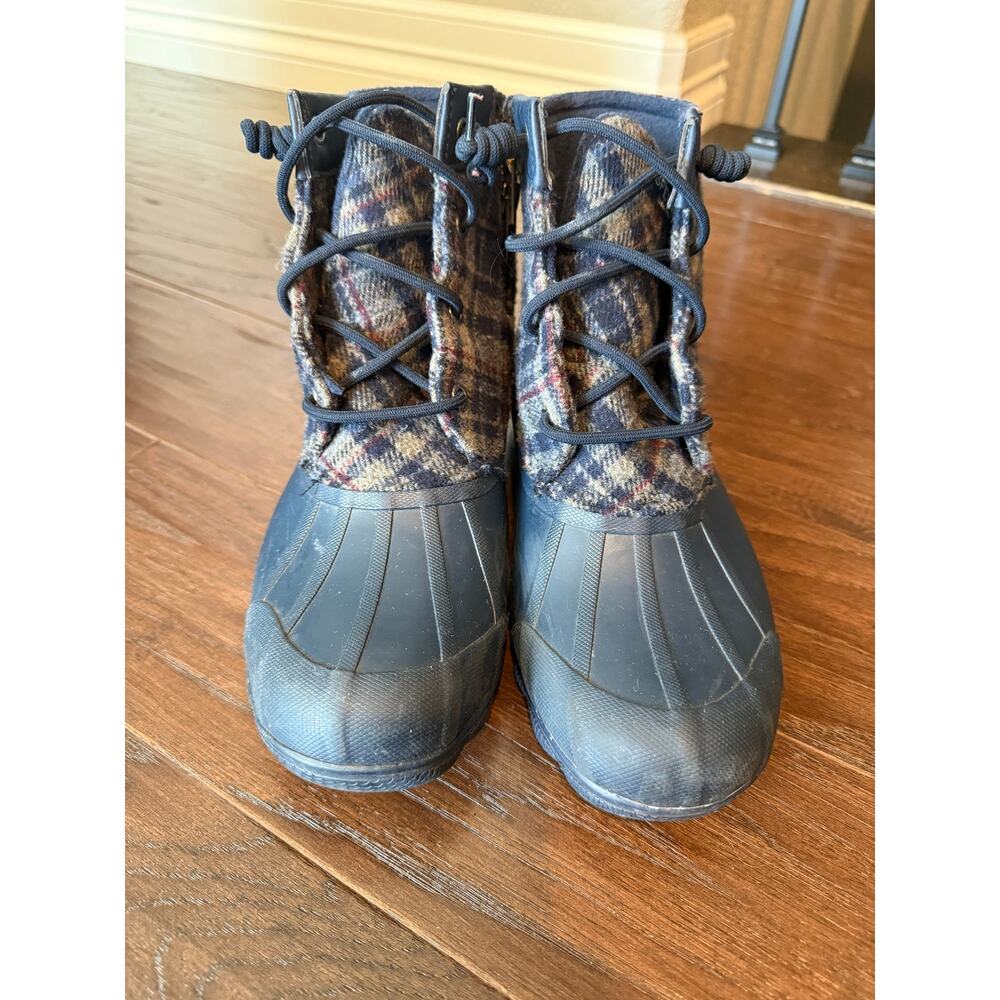 SPERRY Women’s Saltwater Duck Boot quilted flannel size 8.5 - Picture 3 of 7